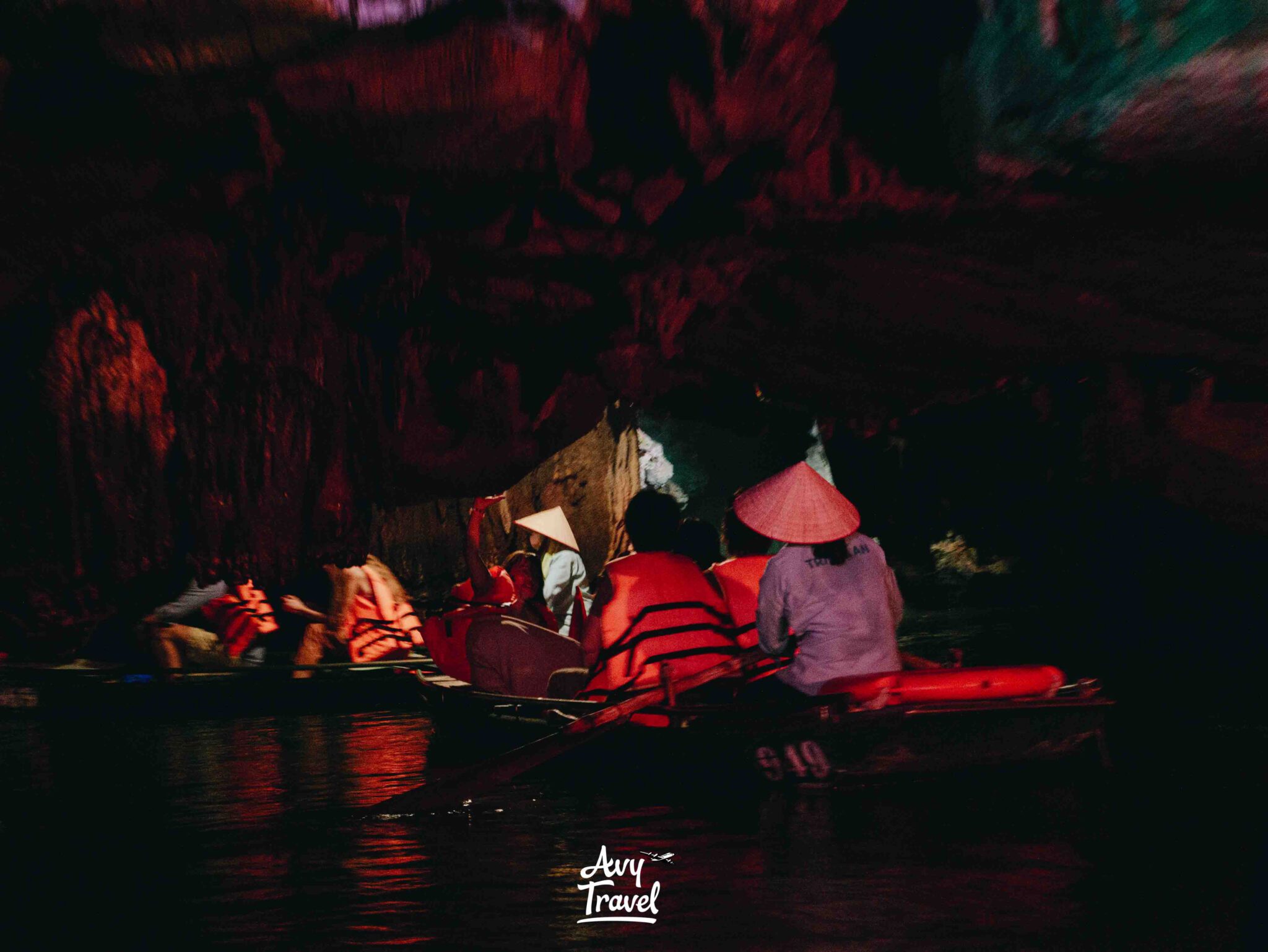 Trang An Boat Tour Ninh Binh