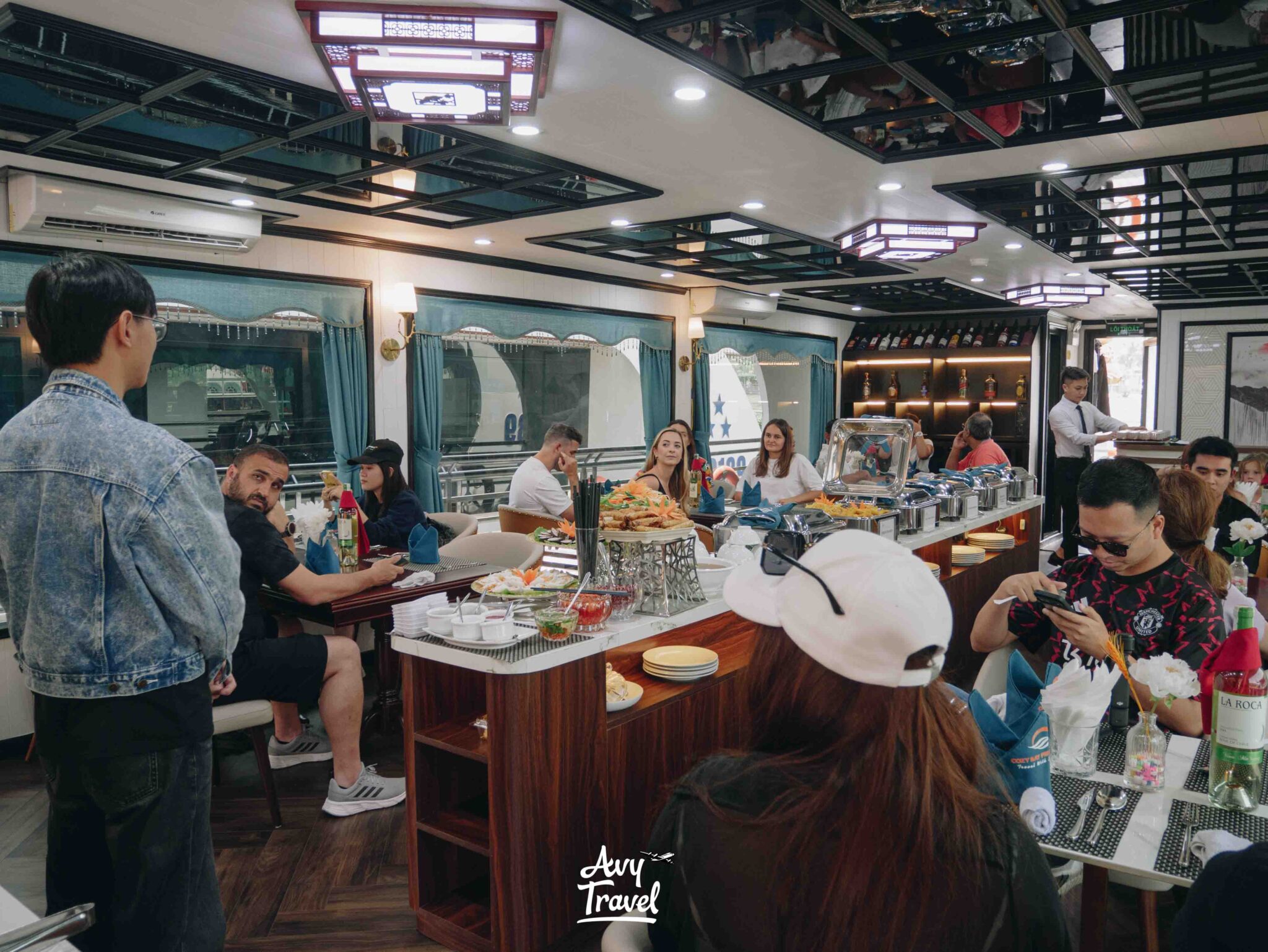 Olympus Luxury Day Trip Cruise Ha Long Bay